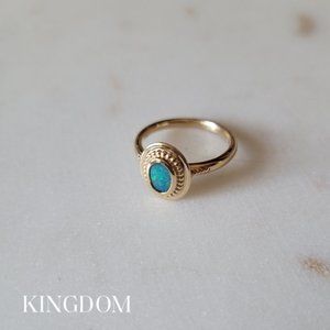 Sonoran Gold Australian Opal Signet